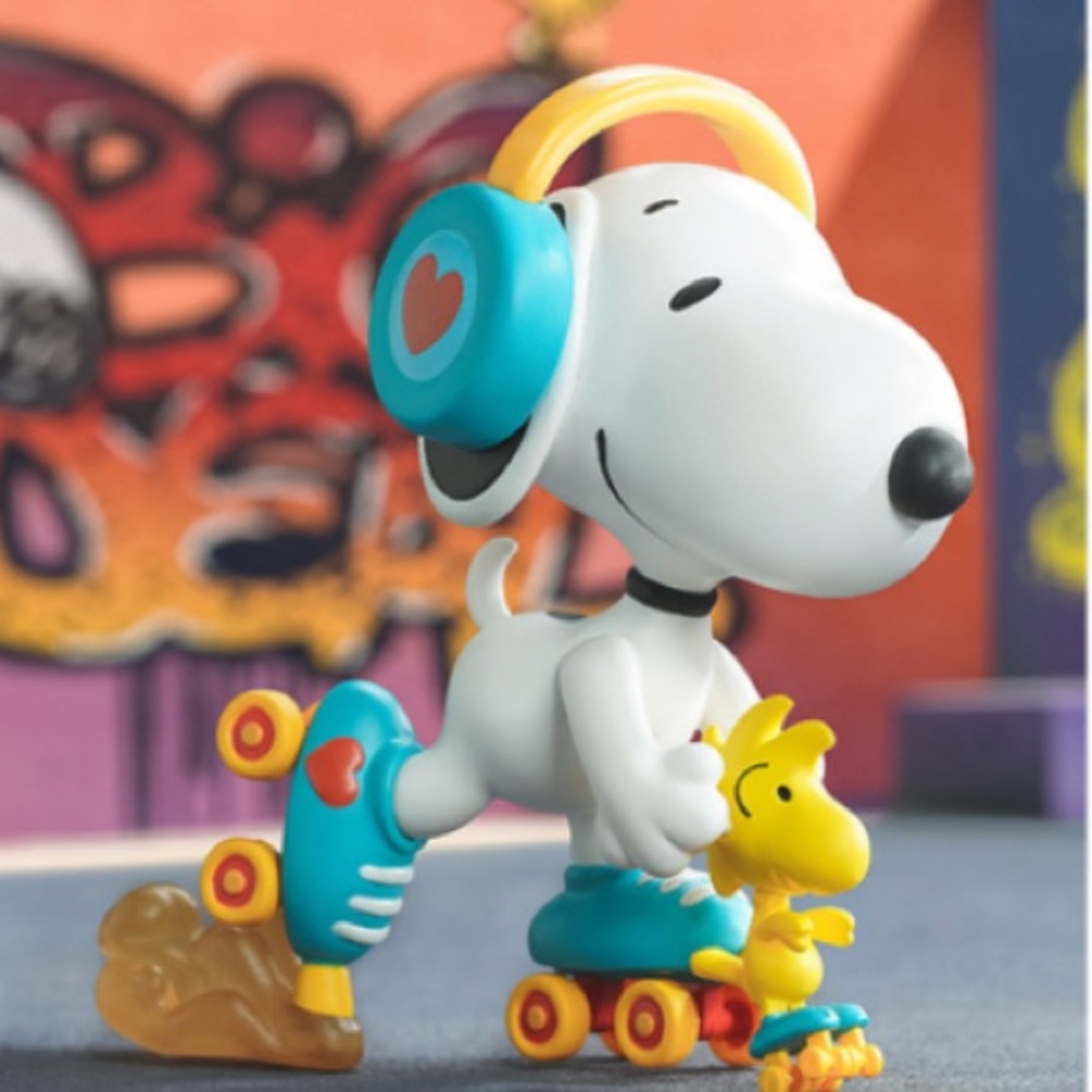 🐶🛼🐶 POP MART PEANUTS SNOOPY THE BEST FRIENDS SERIES FIGURES 🐶🛼🐶 NWT 🐶🛼🐶